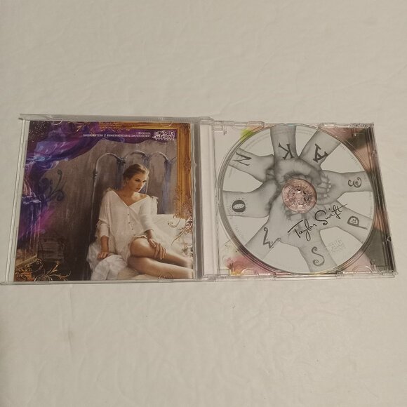 Taylor Swift Speak Now CD - Picture 3 of 4